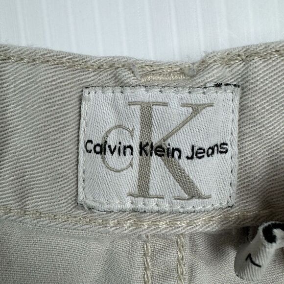 Vintage Calvin Klein Khaki Shorts Size 7 Cotton Classic - Picture 3 of 9